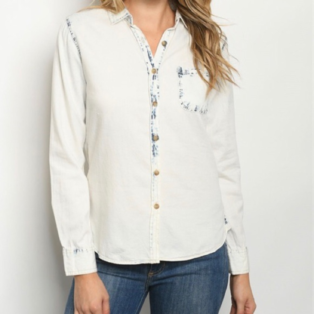 Boutique NWT💫 Noble U Long Sleeve Button Up Shirt